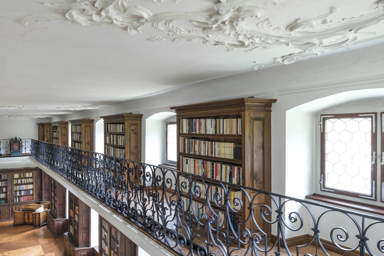 Kloster Hotel *